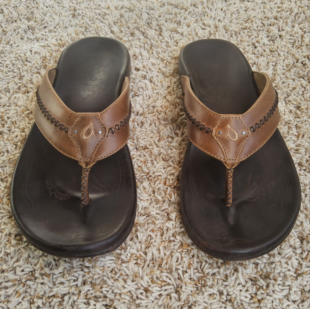 OLUKAI Mea Ola Men's Leather Beach Flip Flop Sandals